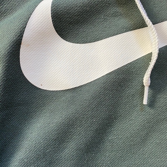 Nike hoodie - Picture 3 of 5